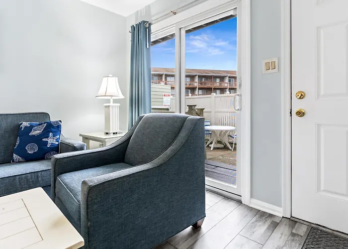 Holiday home North Oc 2br W Pool, Private Hot Tub & Views Of Fenwick Lighthouse
